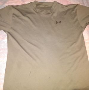 Women's or boys under armour shirt